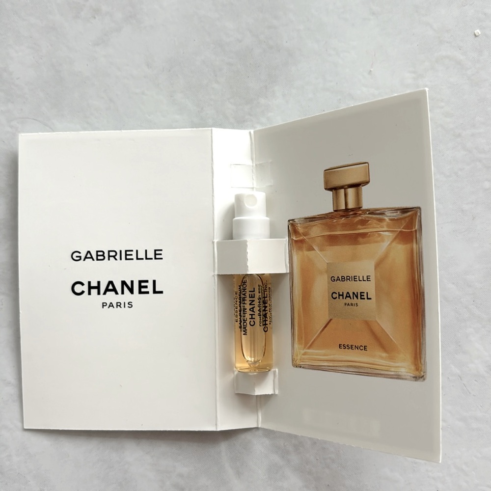 New Chanel Gabrielle Chanel Essence travel Sample mini